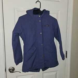 Patagonia Girls' Blue Hooded Jacket with Snap Front And Fleece Lined.